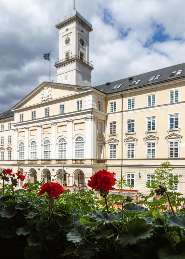 On The Square Hotel Lviv Exterior foto